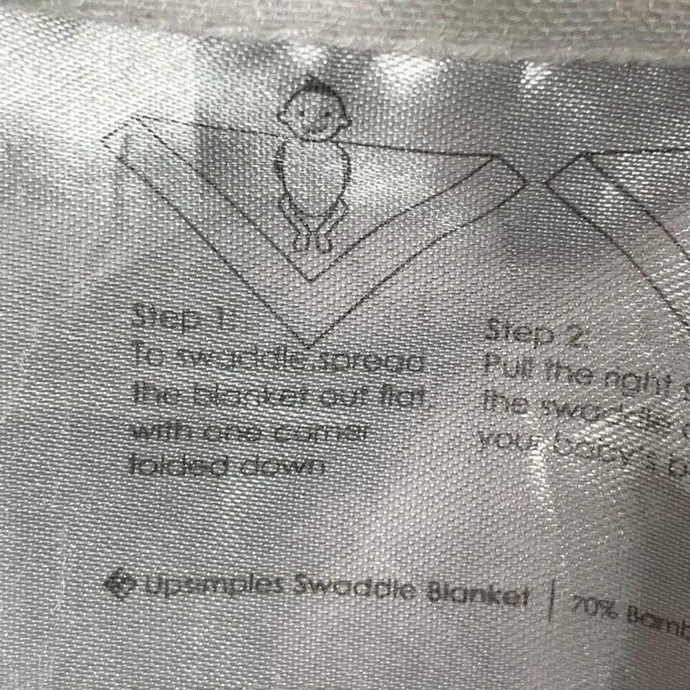 Upsimples Swaddle Blankets - set of 2 sizes 43x48
